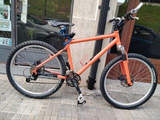 Bicicleta naranja