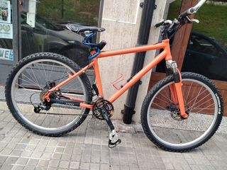 Bicicleta naranja