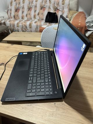 Portátil Lenovo i5 8GB RAM 512GB SSD 15.6