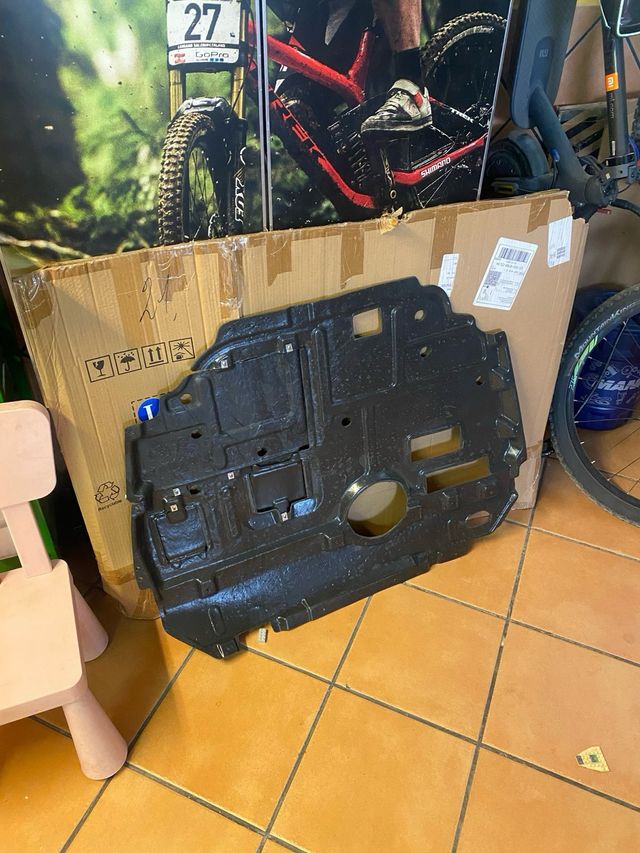 Coperchio Toyota Avensis