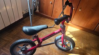 Bicicleta infantil Chicco Red-Bullet sin apenasuso