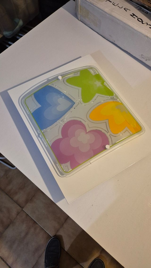 Lámpara infantil dormitorio