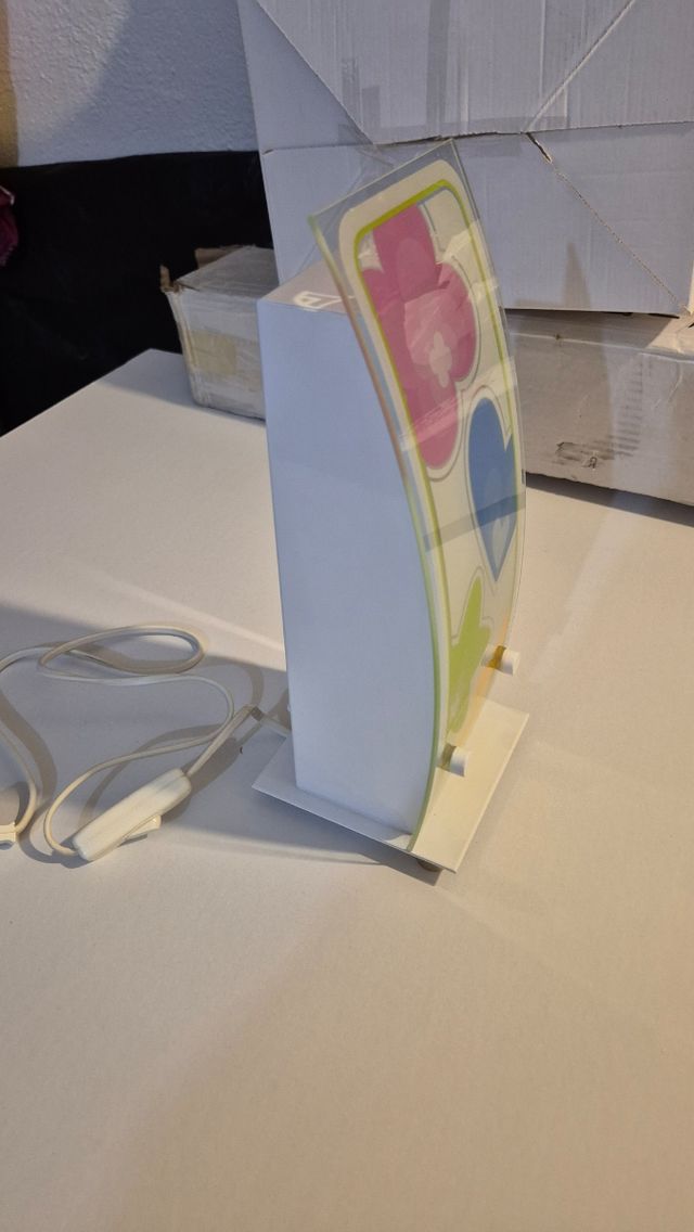 Lámpara infantil dormitorio