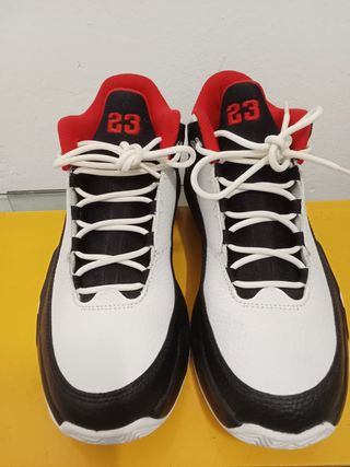 Zapatillas Jordan Hombre Negro Rojo Blanco