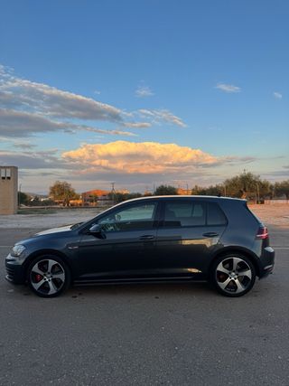 Volkswagen Golf 2013