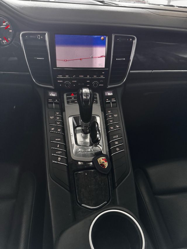 Porsche Panamera Turbo 2009