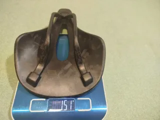 Sillín Carbono Bici Diseño 3D panel abeja 152grs