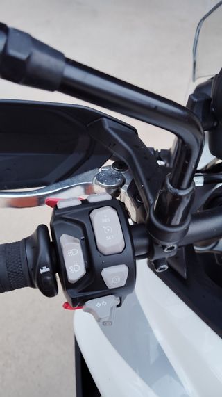 TRIUMPH TIGER 900 GT PRO