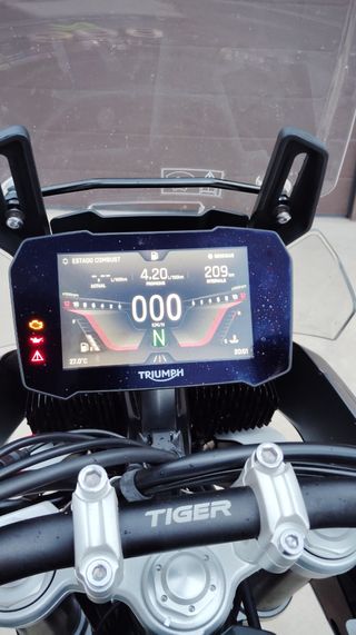 TRIUMPH TIGER 900 GT PRO