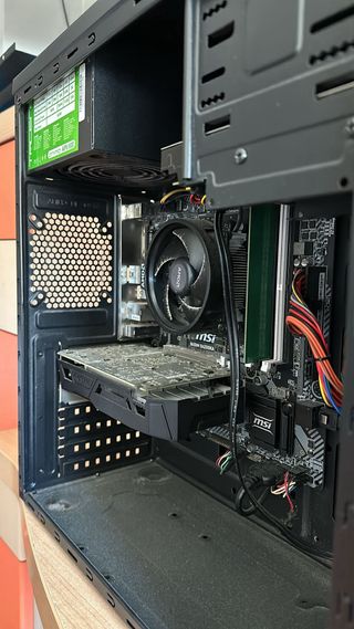 PC Gaming MSI Negro