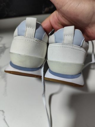 Deportivas chica Levis 36