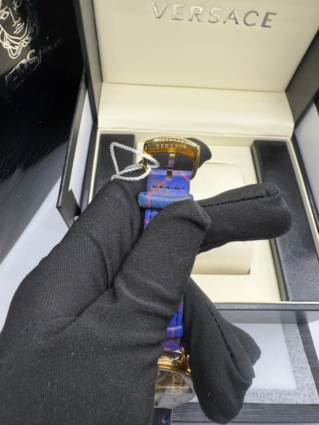 Reloj Versace Dorado Multicolor