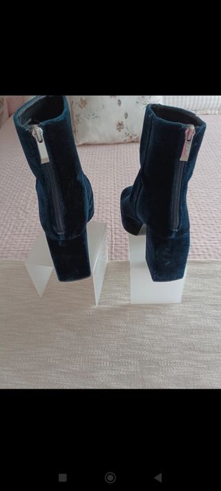 Botines Zara terciopelo azul