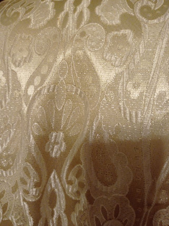 Caftán Marroquí Dorado