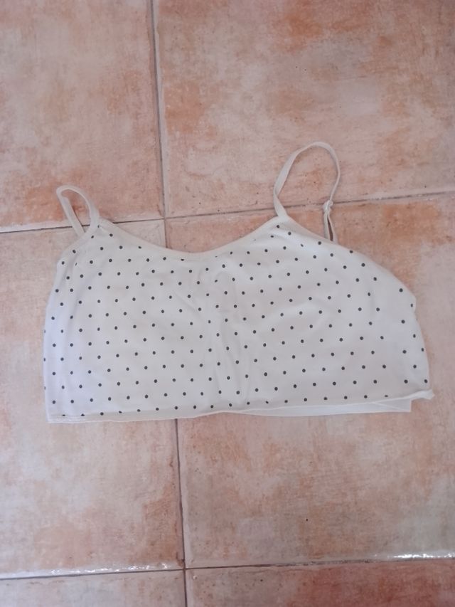 Top de lunares blanco