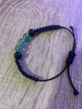 Pulsera de cuentas negra y verde