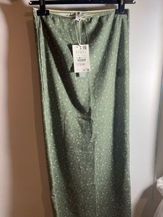 Falda tubo Pull&Bear verde flores S