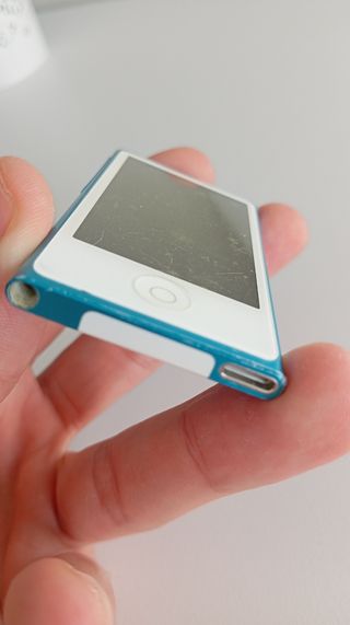 Apple iPod Nano 7ª Gen 16GB Azul/Blanco