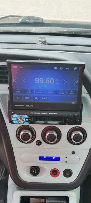 RADIO PANTALLA TÁCTIL 7" COCHE