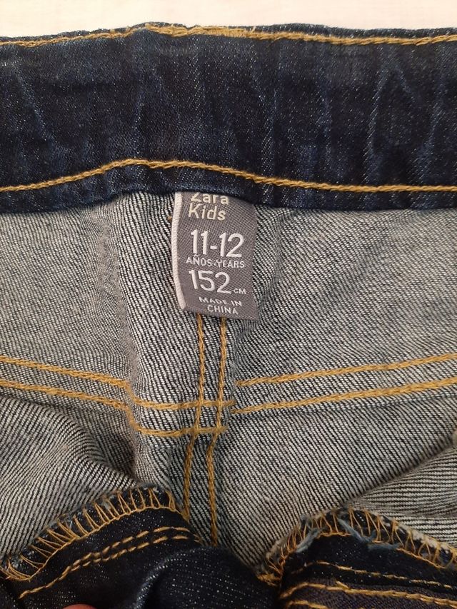 Falda vaquera niña Largo 33 Ancho parte abajo 43