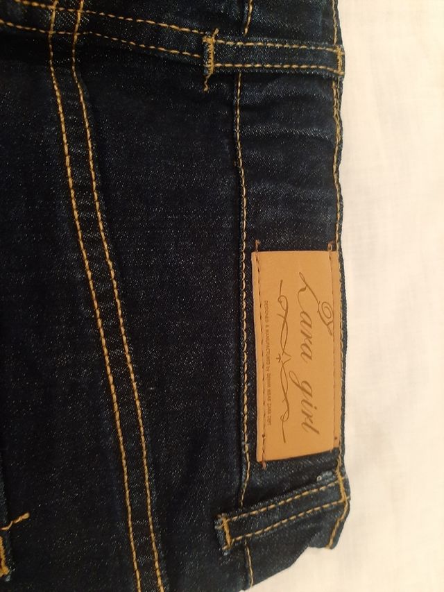 Falda vaquera niña Largo 33 Ancho parte abajo 43