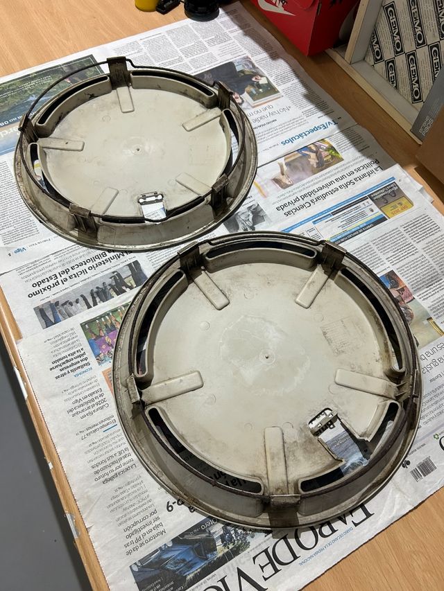 Tapacubos Peugeot 205