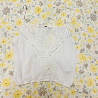 Top blanco tirantes con encaje
