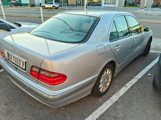 Mercedes-Benz Clase E 2000