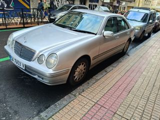 Mercedes-Benz Clase E 2000