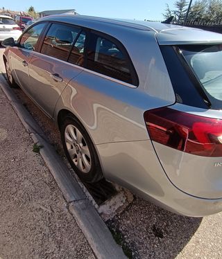 Opel Insignia ITV pasada 1- 10- 25