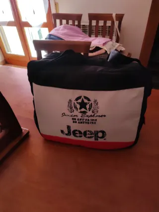 Borsa tracolla Jeep nera e bianca