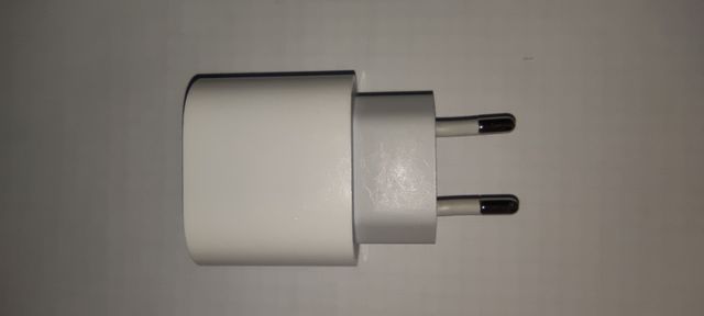 Caricabatterie Apple 20W Type-C A2347