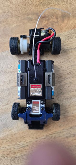 Kyosho MiniZ MR02 RC Coche + Emisora Perfex