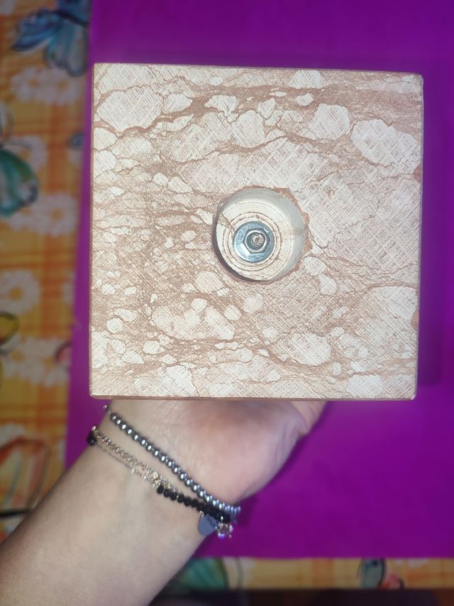 Coppa trofeo in metallo con base in marmo