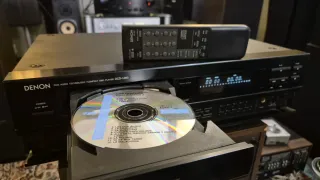 Denon DCD-1460. CD gama alta.