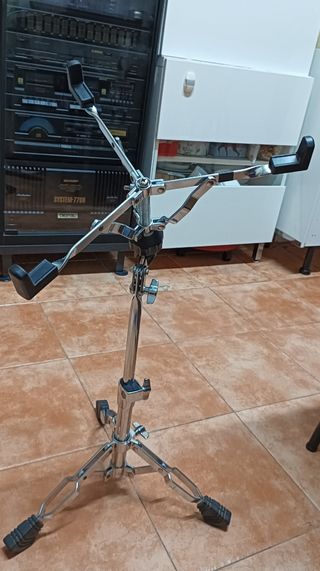 2 Pedestales Mapex y Tama