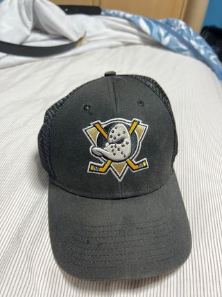 Gorra Anaheim Ducks Negra
TAKERS