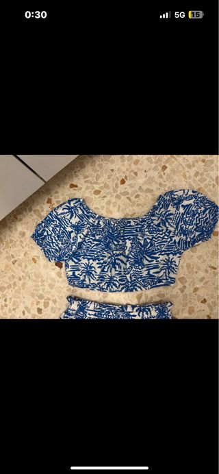 Conjunto niña falda y top estampado zara