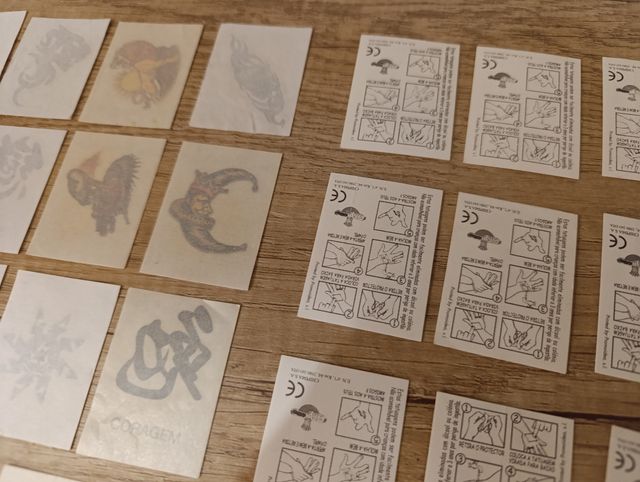 Pack Tatuagens, Carta Topps e Beyblade
