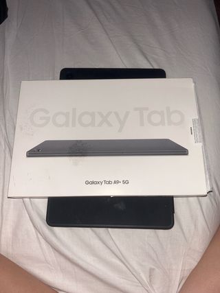  Tablet Samsung Negra + funda + lápiz