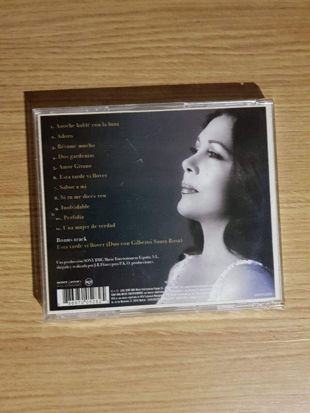 Isabel Pantoja: 10 Boleros y una canción de amor