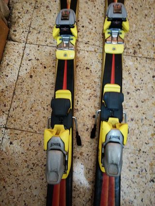 Esquís K2 Duster con Fijaciones