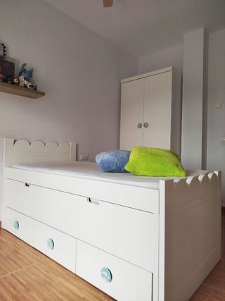 Armadio e accessori per camerette per bambini/ragazzi