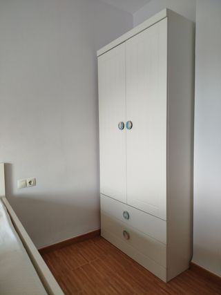 Armadio e accessori per camerette per bambini/ragazzi