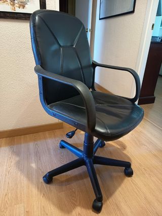 Silla de escritorio negra