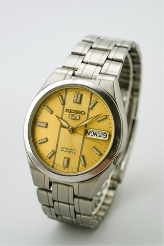 Reloj Seiko 5 Dorado y Plateado
