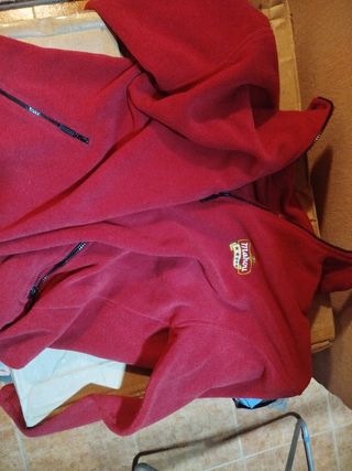 Chaqueta Mahou Roja Talla M sin estrenar 