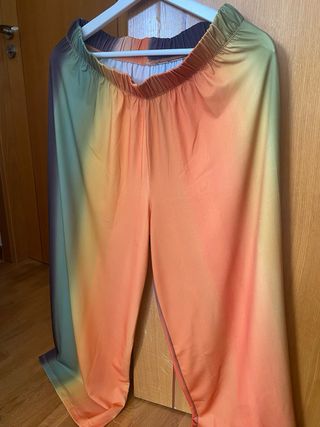 Pantalón Zara fluido degradado 
