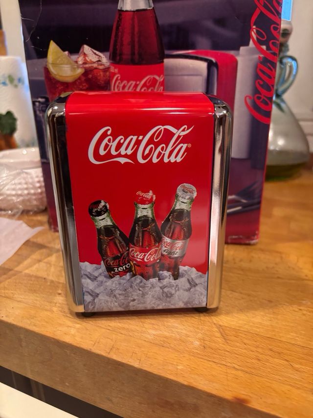 Servilletero Coca-Cola Rojo Metálico