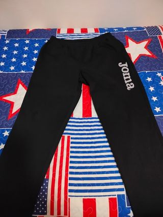 Pantalón chándal Joma negro